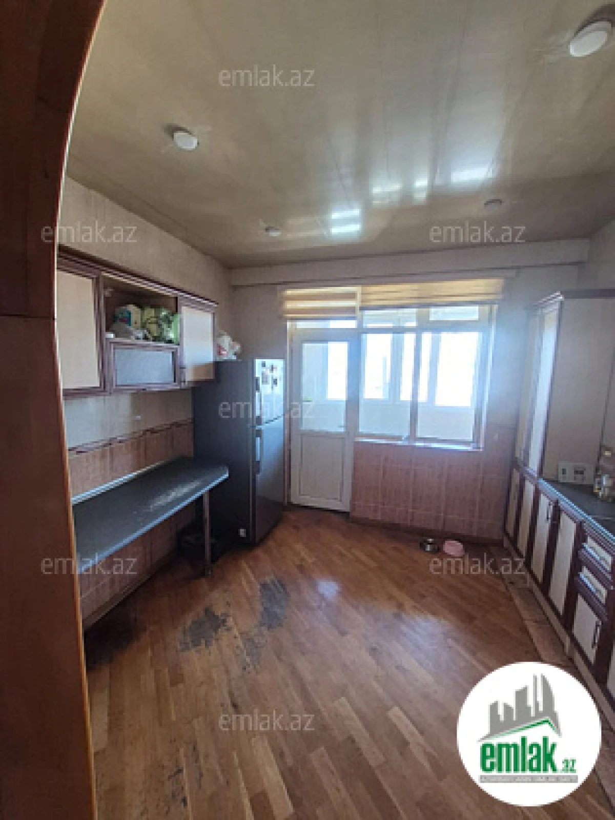 Satılır 3 otaqlı yeni tikili 100 m²