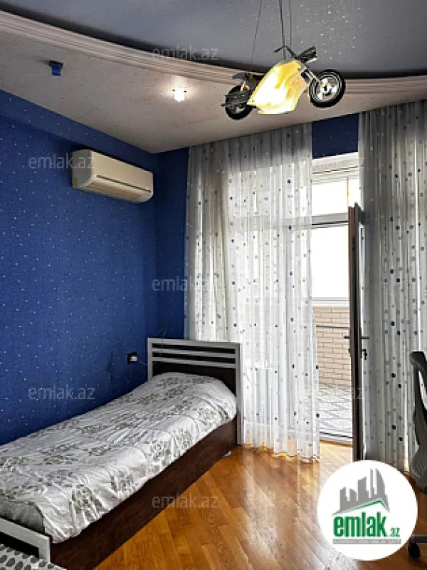 Satılır 3 otaqlı yeni tikili 162 m²