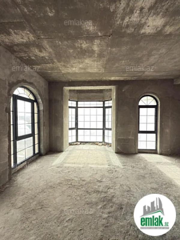 Satılır 6 otaqlı həyət evi 600 m²