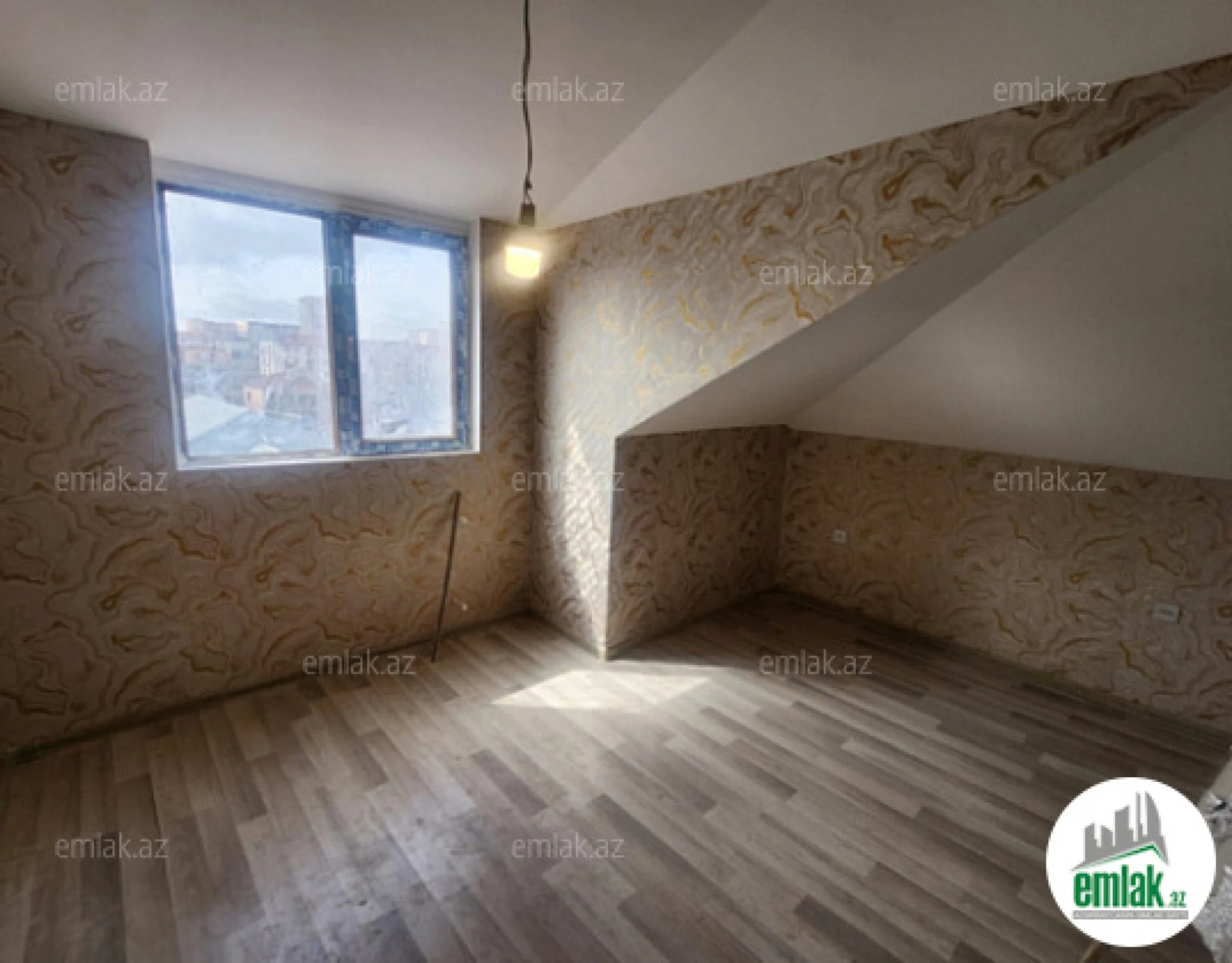 Satılır 2 otaqlı yeni tikili 50 m²