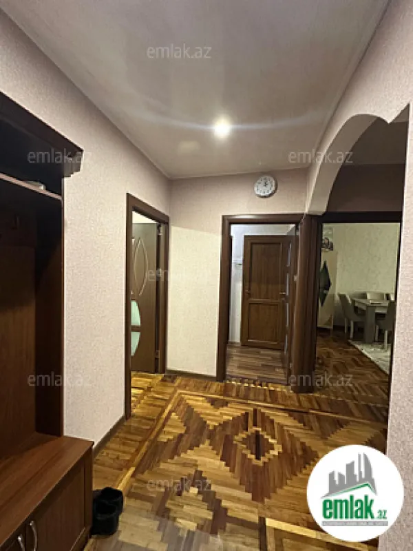 Satılır 3 otaqlı köhnə tikili 80 m²