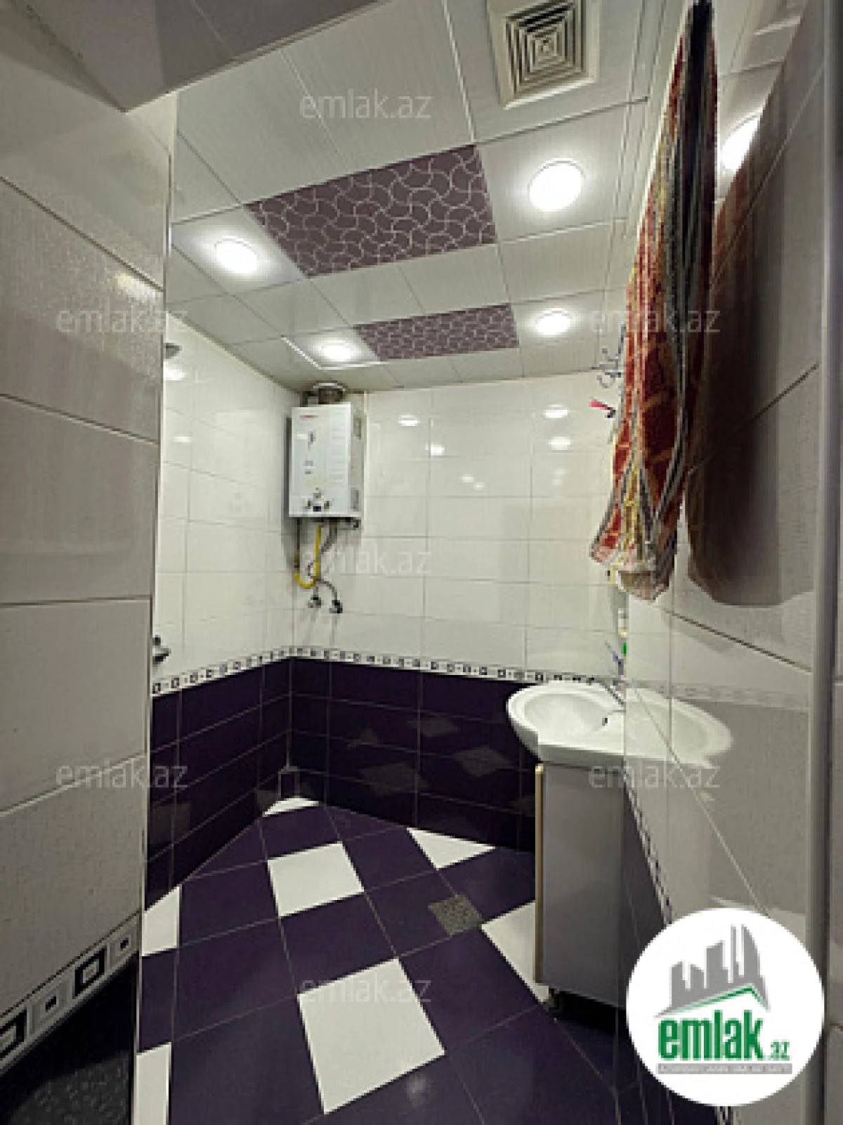 Satılır 3 otaqlı köhnə tikili 80 m²