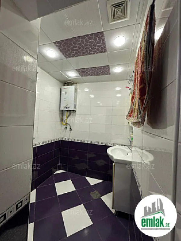 Satılır 3 otaqlı köhnə tikili 80 m²