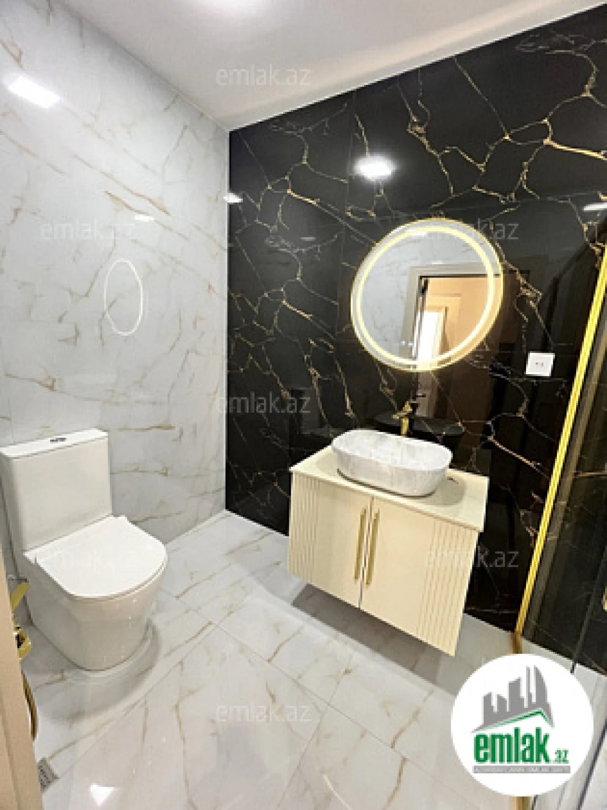 Satılır 3 otaqlı yeni tikili 105 m²