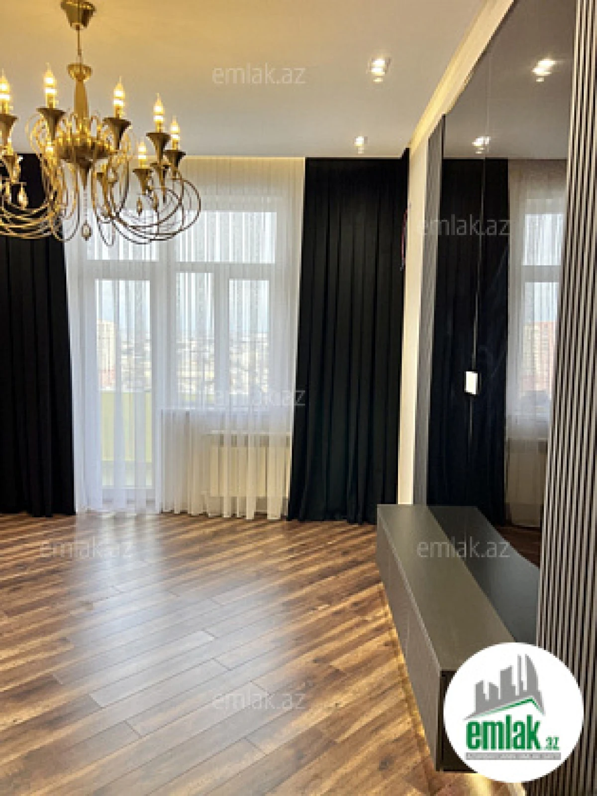 Satılır 3 otaqlı yeni tikili 105 m²