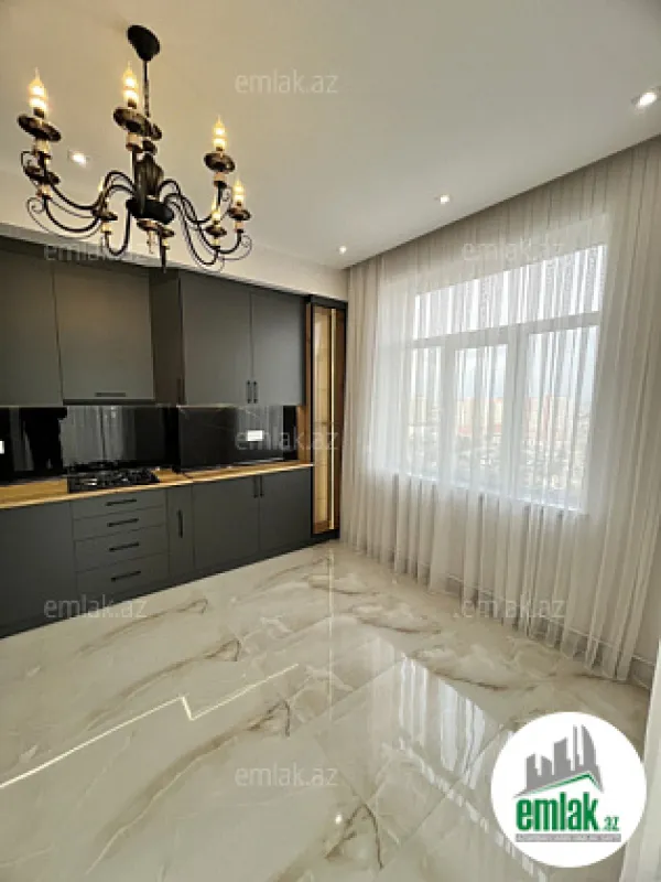 Satılır 3 otaqlı yeni tikili 105 m²