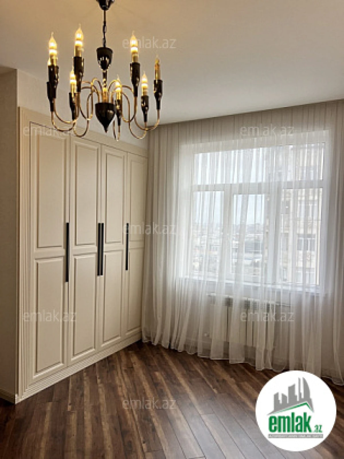 Satılır 3 otaqlı yeni tikili 105 m²