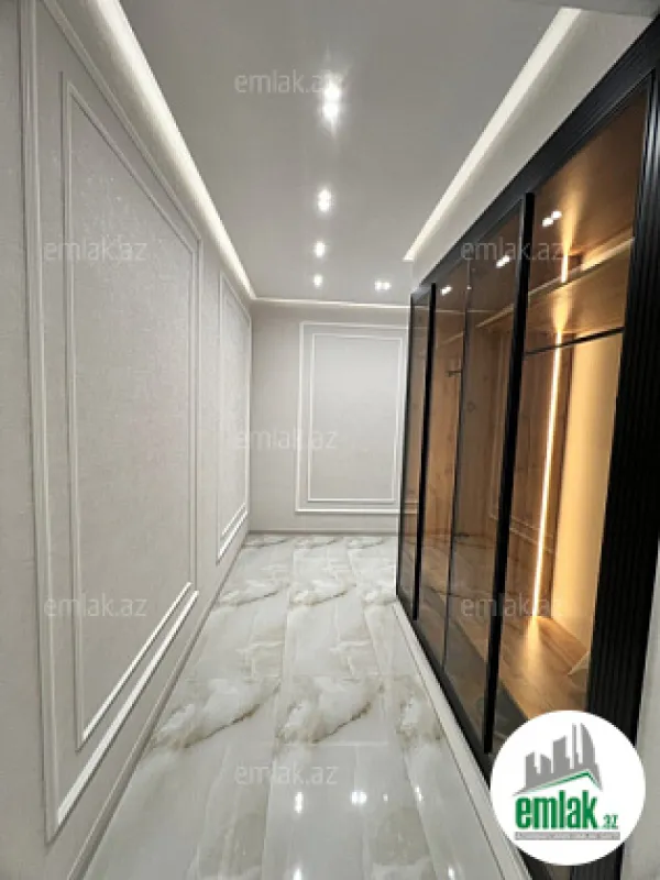 Satılır 3 otaqlı yeni tikili 105 m²