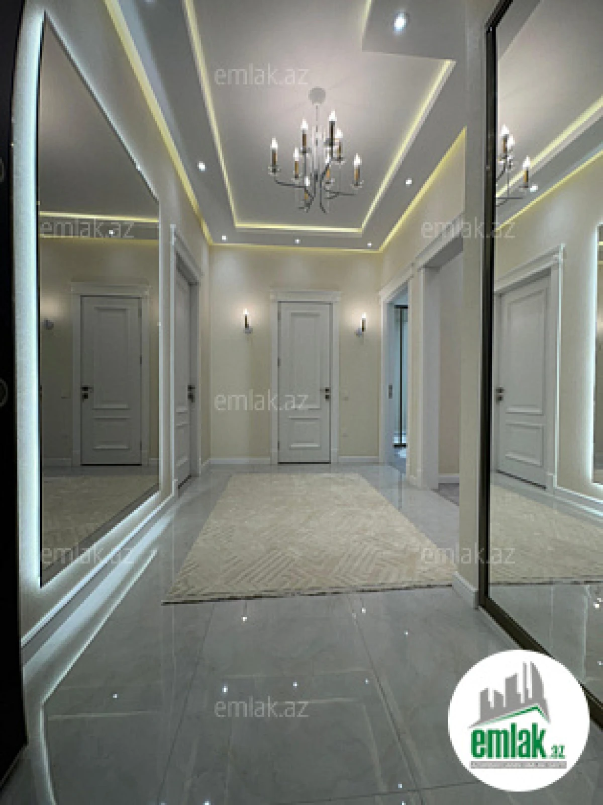 Satılır 3 otaqlı yeni tikili 100 m²