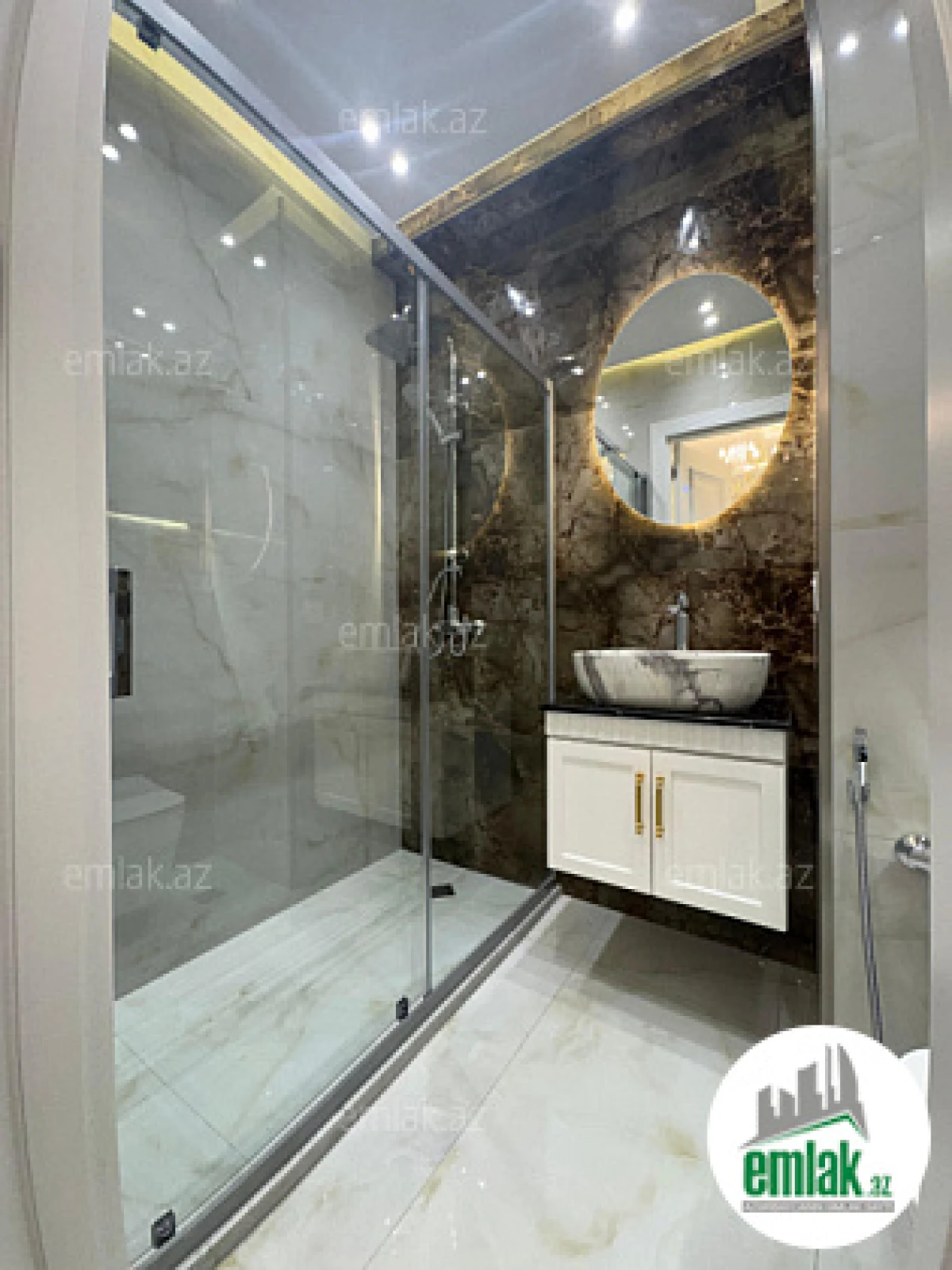 Satılır 3 otaqlı yeni tikili 100 m²