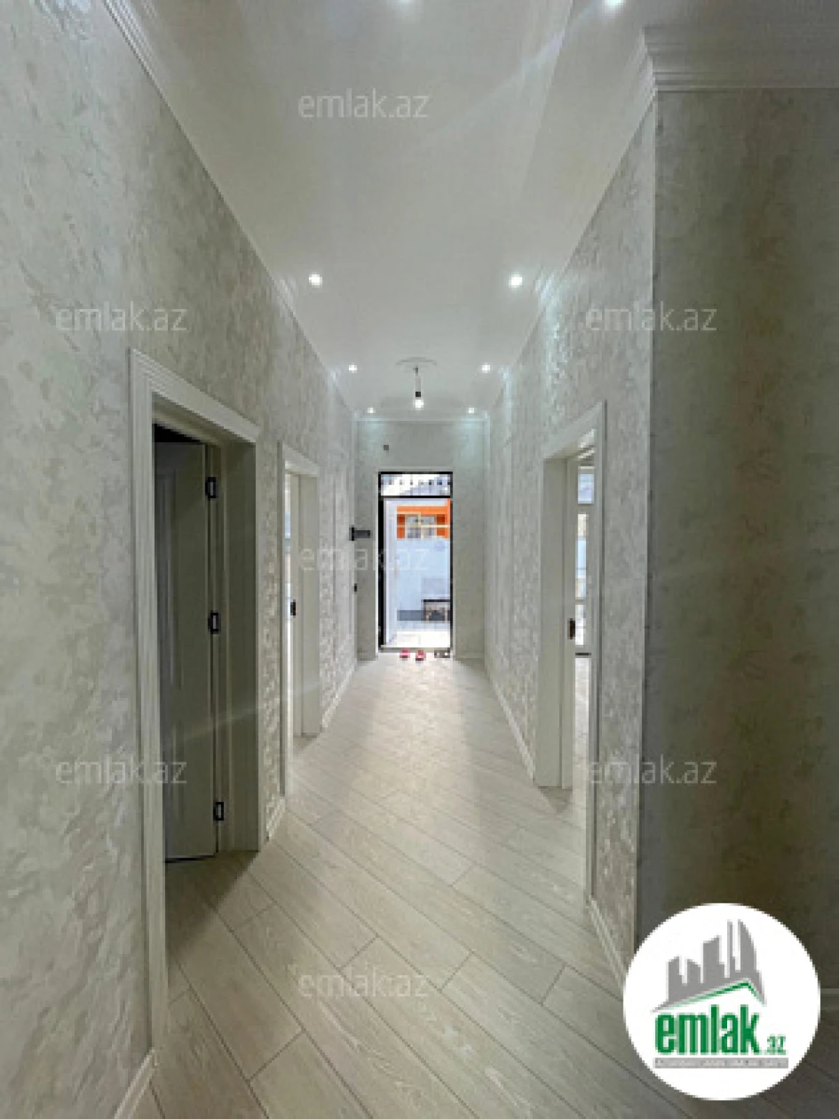 Satılır 4 otaqlı həyət evi 93 m²