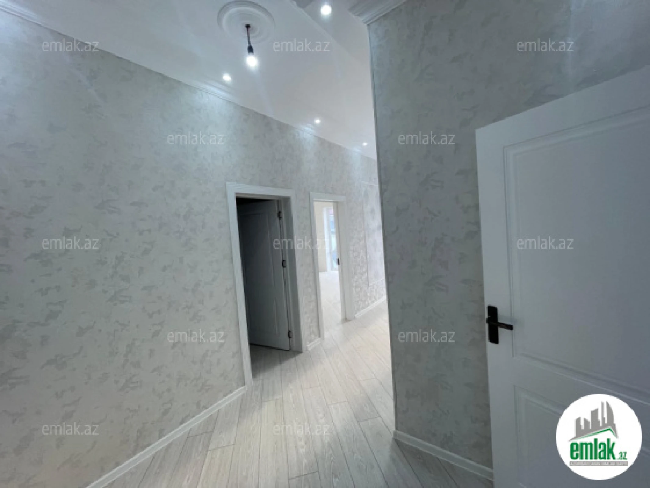 Satılır 4 otaqlı həyət evi 93 m²