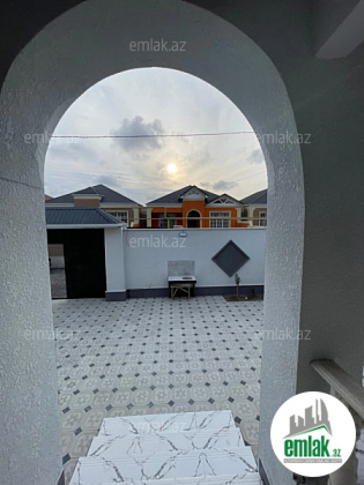 Satılır 4 otaqlı həyət evi 93 m²
