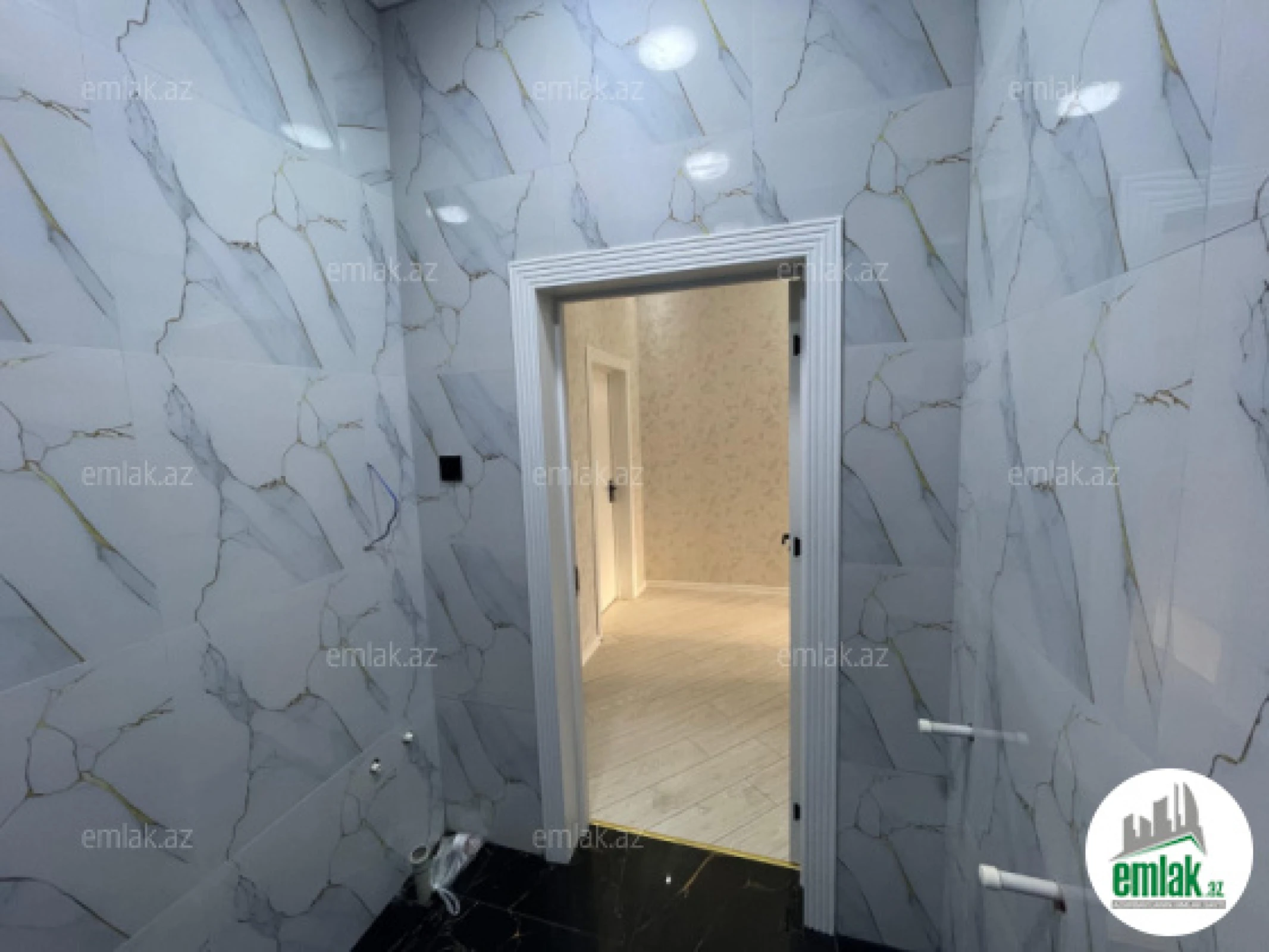 Satılır 4 otaqlı həyət evi 93 m²