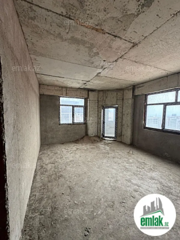 Satılır 3 otaqlı yeni tikili 135 m²