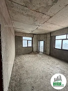 Satılır 3 otaqlı yeni tikili 135 m²