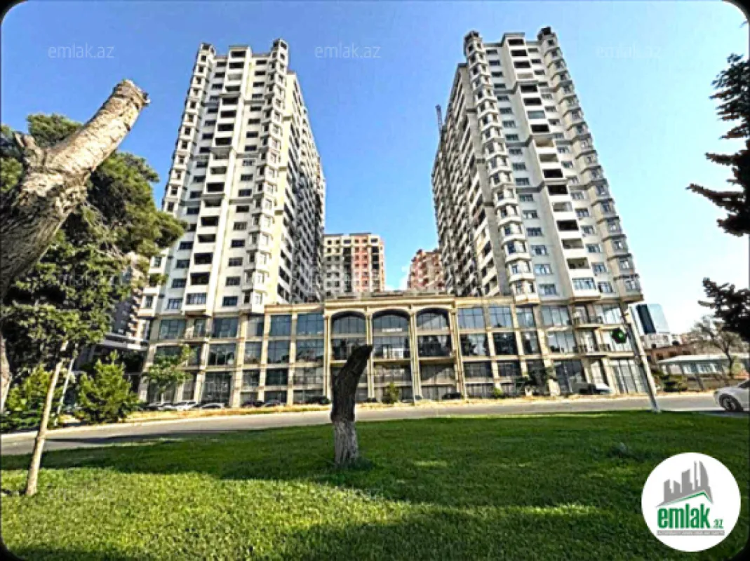 Satılır 3 otaqlı yeni tikili 135 m²