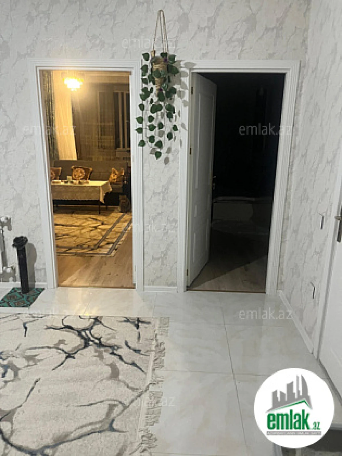Satılır 2 otaqlı yeni tikili 74 m²