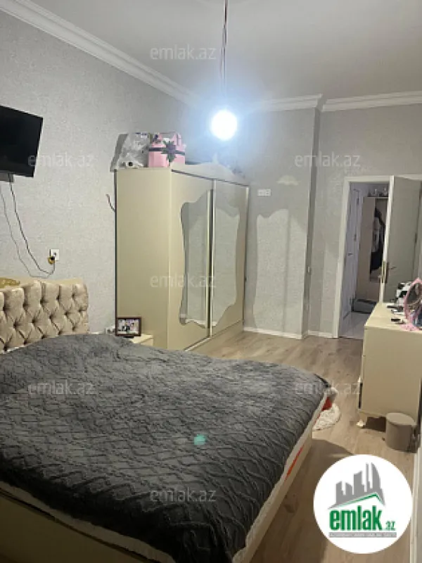 Satılır 2 otaqlı yeni tikili 74 m²