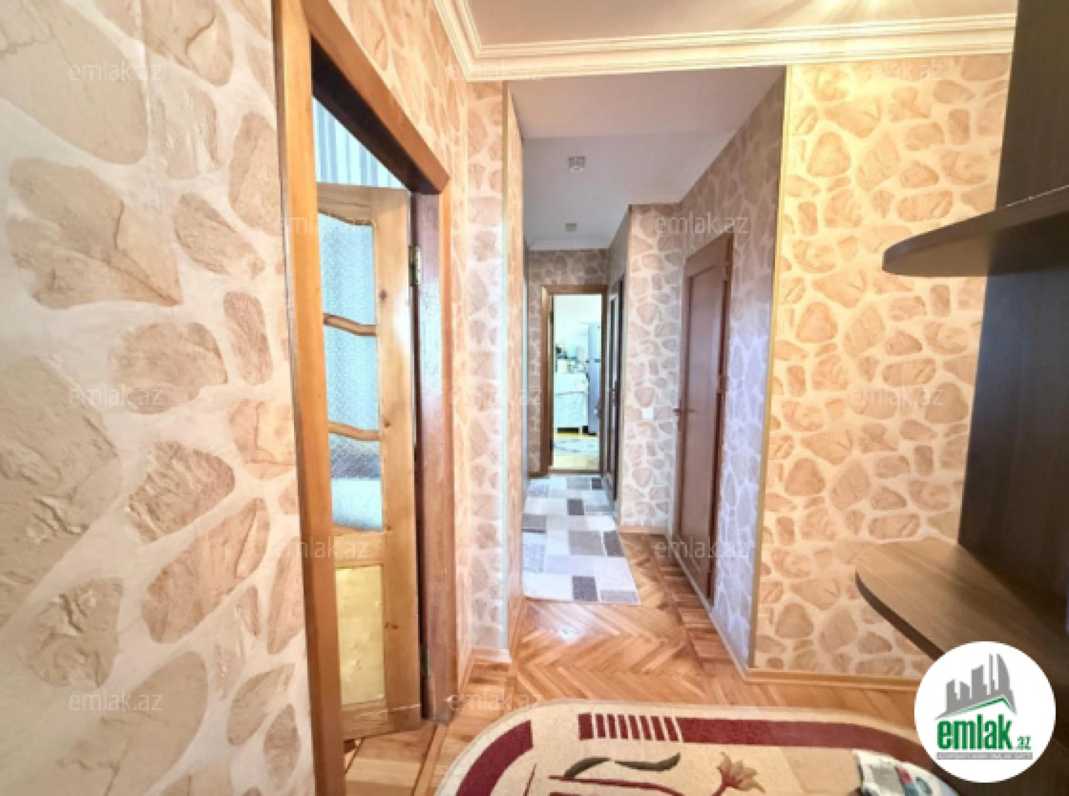 Satılır 3 otaqlı köhnə tikili 80 m²