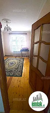 Satılır 3 otaqlı köhnə tikili 110 m²