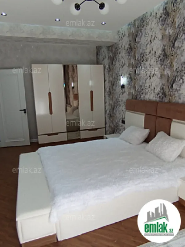 Satılır 3 otaqlı yeni tikili 105 m²