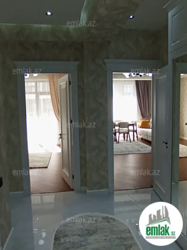 Satılır 3 otaqlı yeni tikili 105 m²