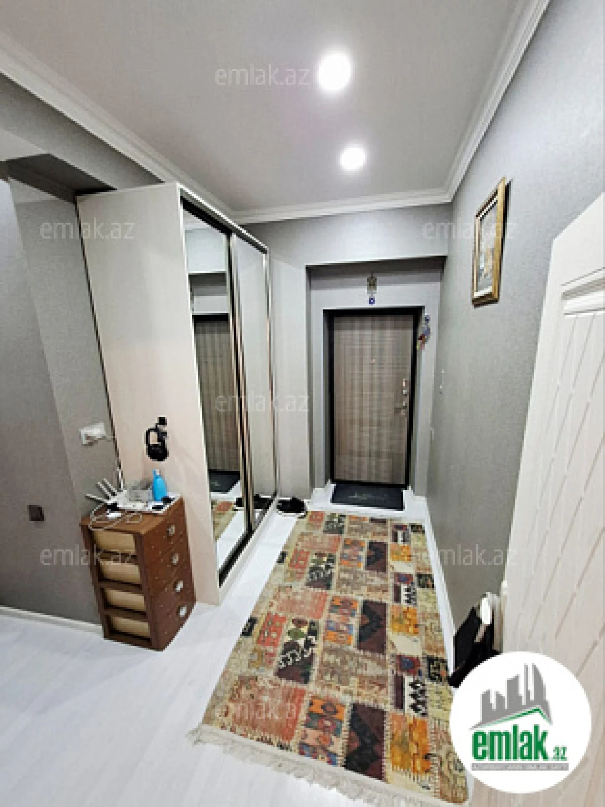 Satılır 1 otaqlı yeni tikili 68 m²