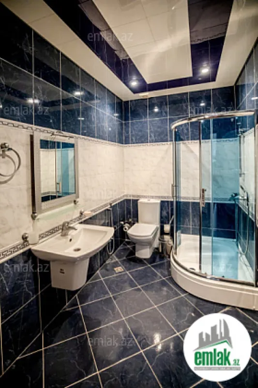 Satılır 7 otaqlı həyət evi 410 m²