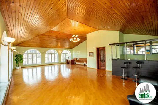 Satılır 7 otaqlı həyət evi 410 m²