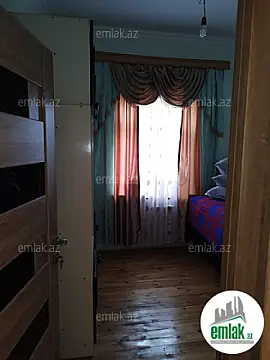 Satılır 4 otaqlı həyət evi 100 m²