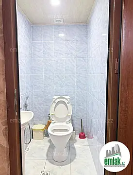 Satılır 3 otaqlı köhnə tikili 75 m²