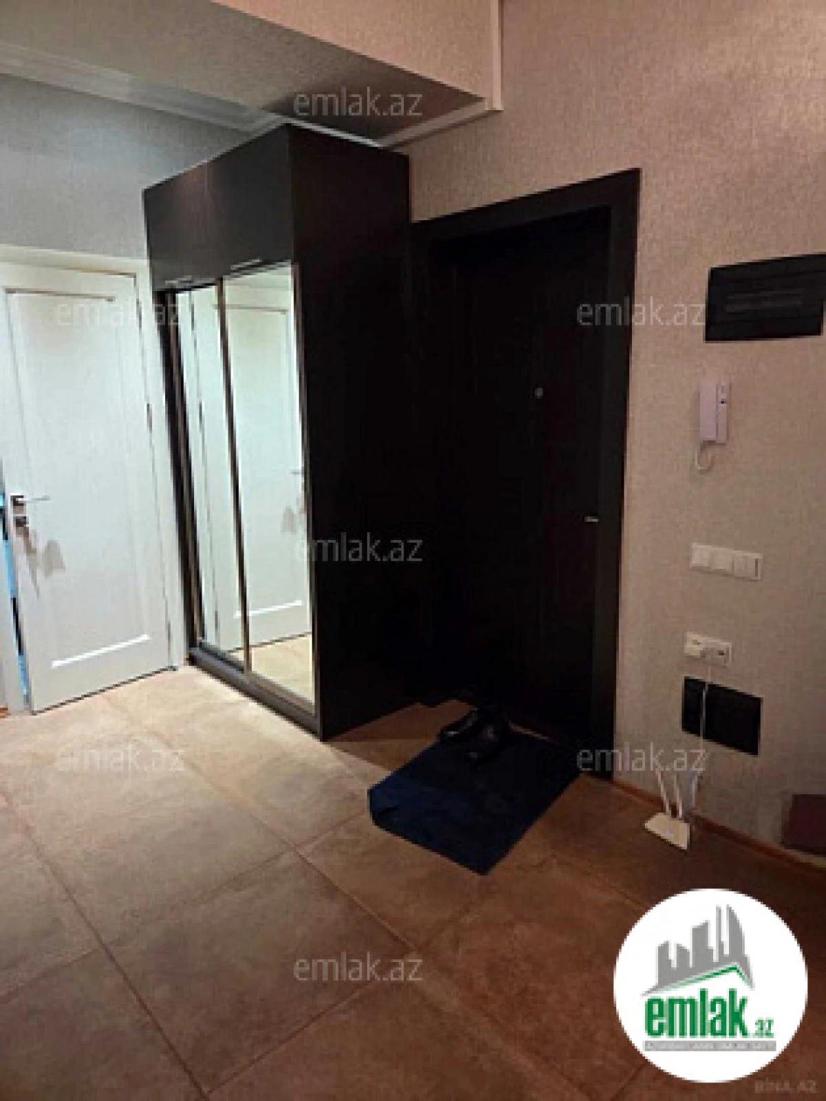 Satılır 3 otaqlı yeni tikili 102 m²