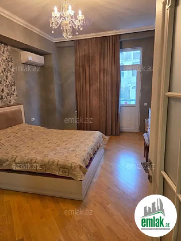 Satılır 3 otaqlı yeni tikili 102 m²