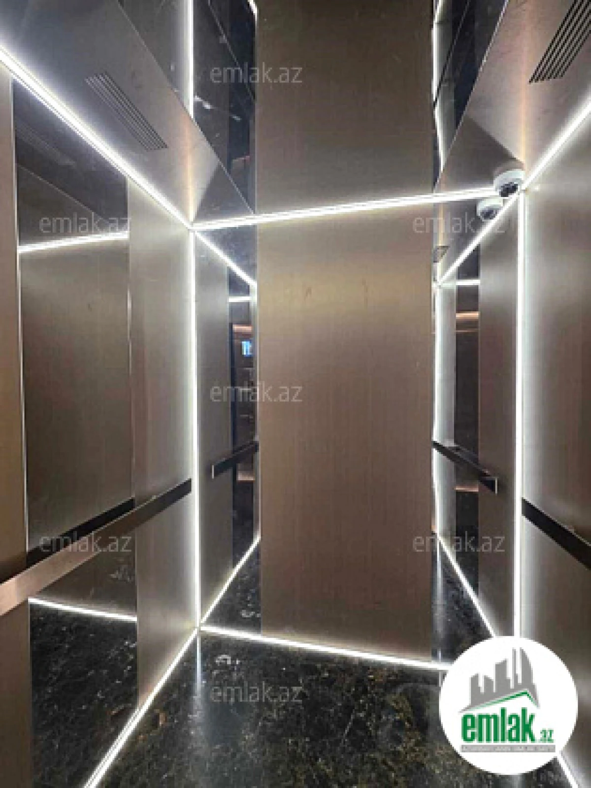 Satılır 3 otaqlı yeni tikili 140 m²