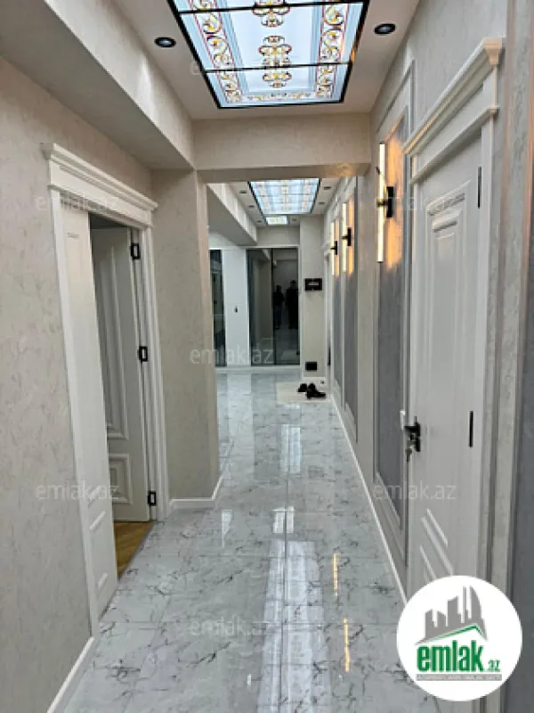 Satılır 4 otaqlı yeni tikili 156 m²