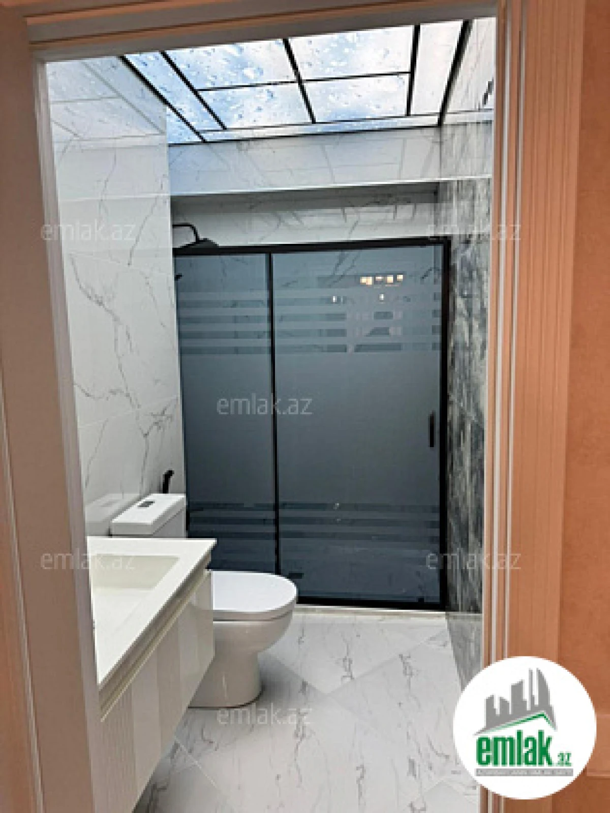 Satılır 4 otaqlı yeni tikili 156 m²