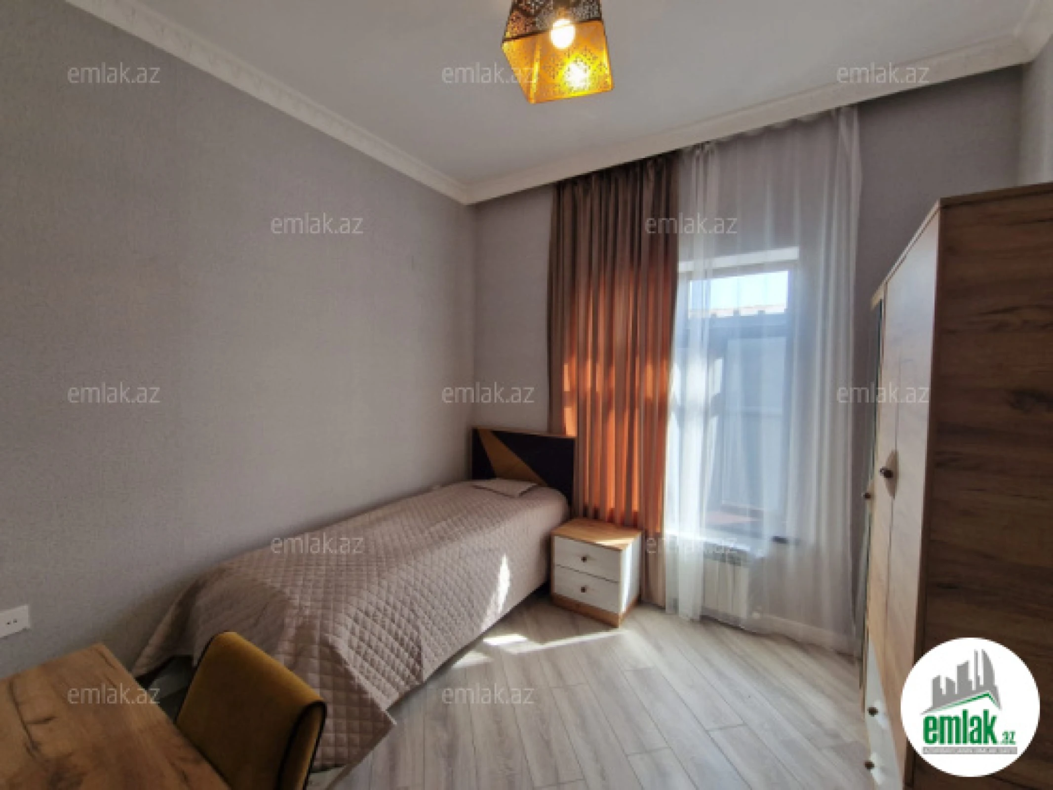 Satılır 4 otaqlı həyət evi 122 m²