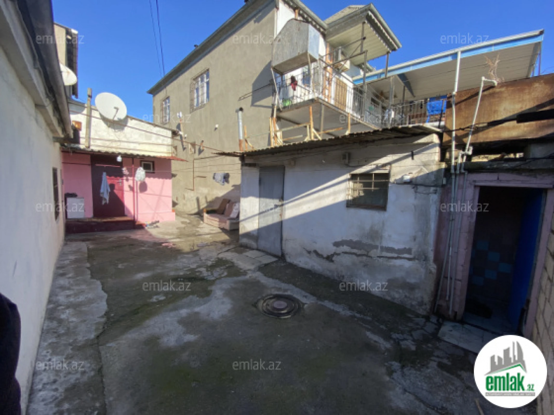 Satılır 5 otaqlı həyət evi 166 m²