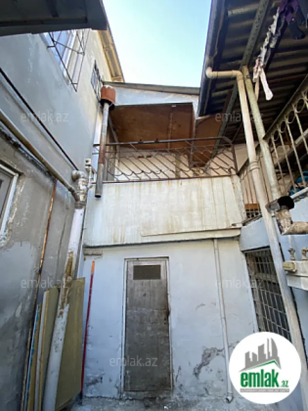 Satılır 5 otaqlı həyət evi 166 m²