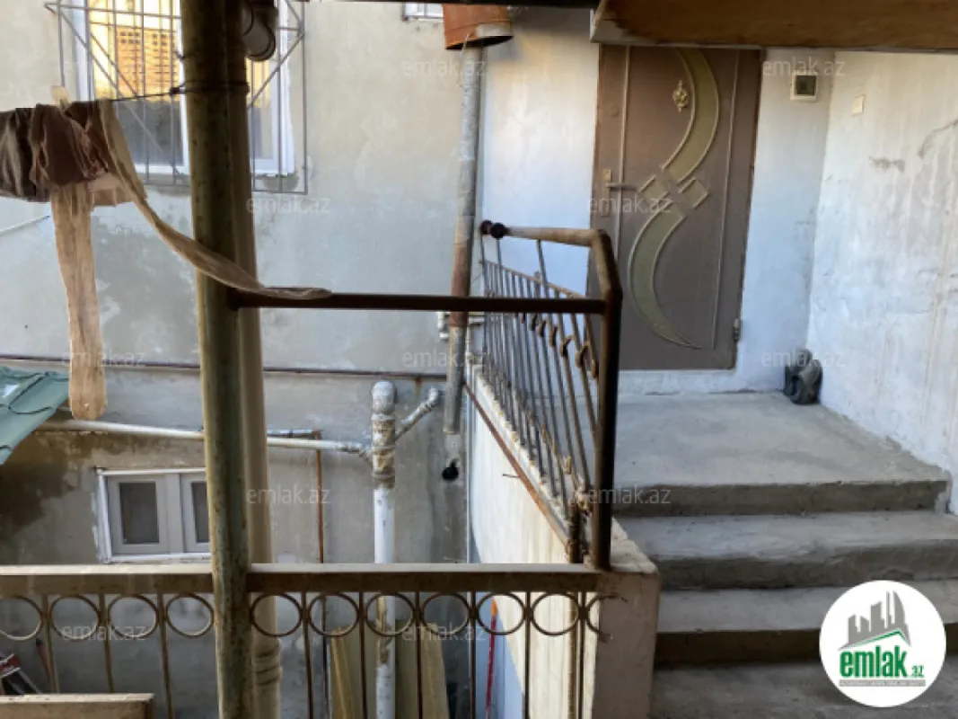 Satılır 5 otaqlı həyət evi 166 m²