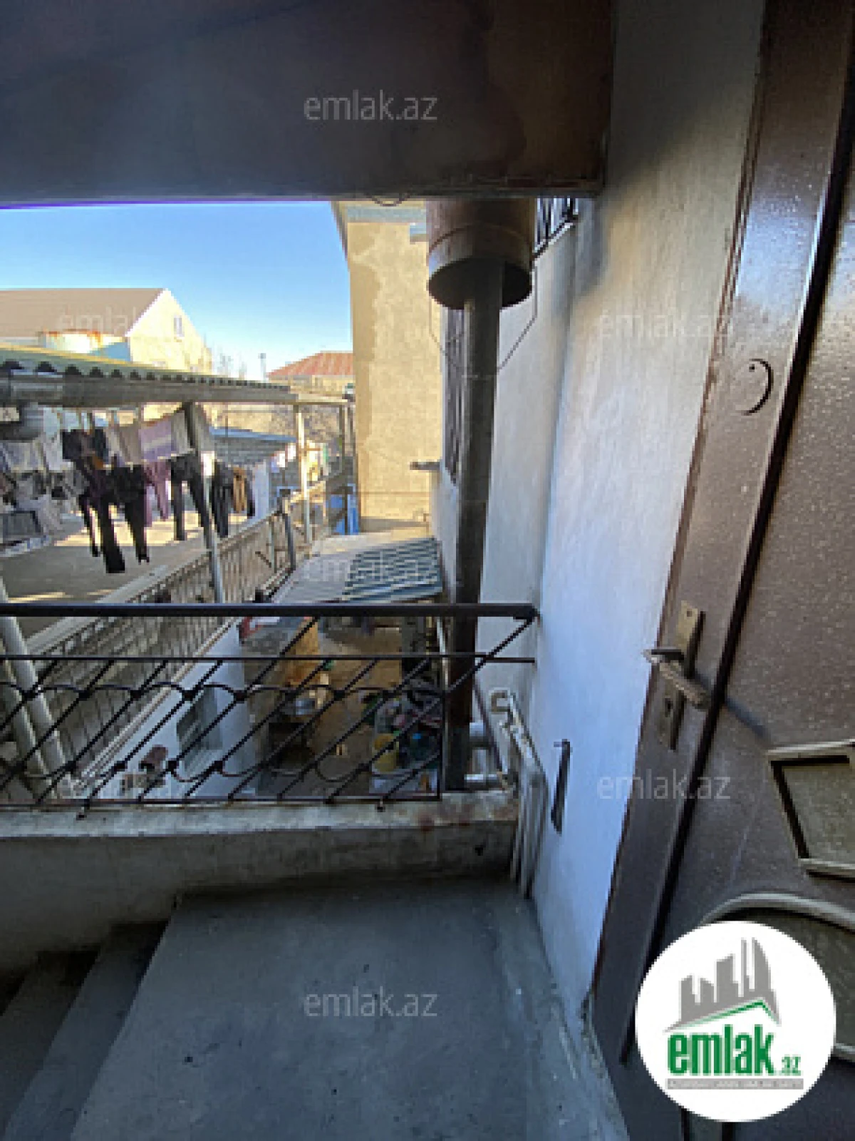 Satılır 5 otaqlı həyət evi 166 m²