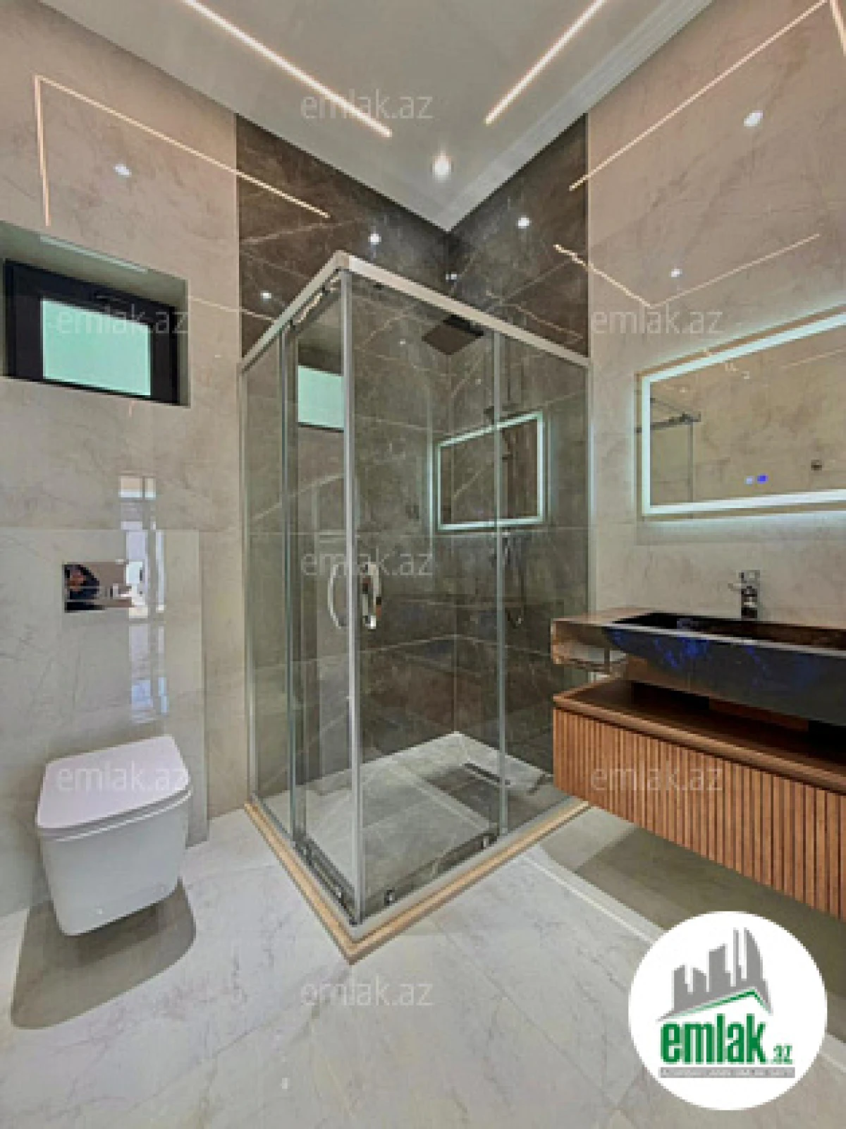 Satılır 4 otaqlı mənzil 170 m²