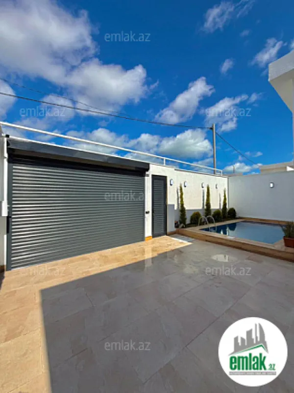 Satılır 4 otaqlı mənzil 120 m²