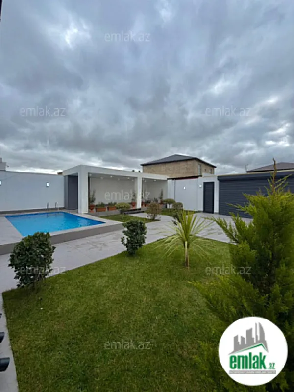 Satılır 4 otaqlı mənzil 170 m²