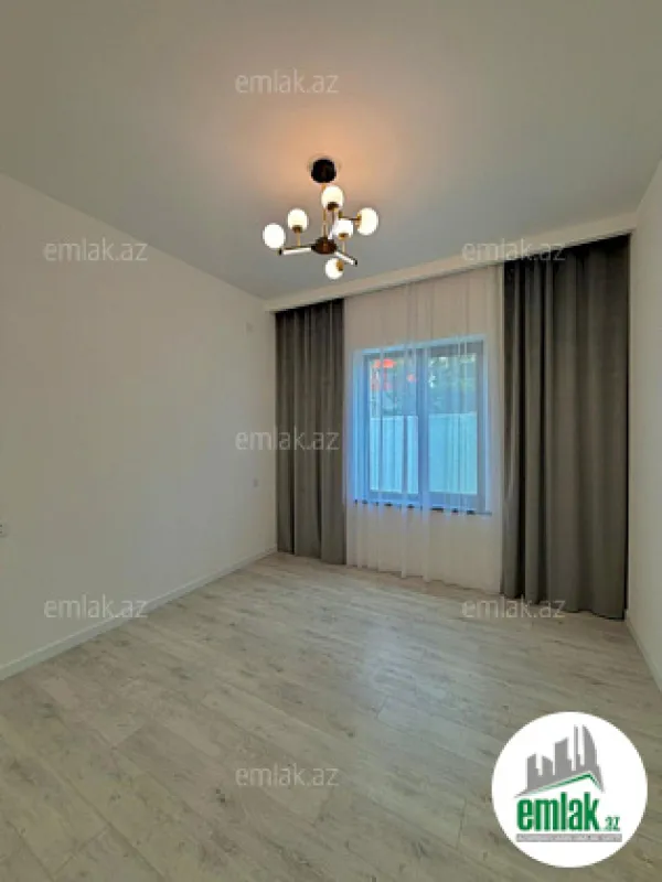 Satılır 4 otaqlı mənzil 170 m²