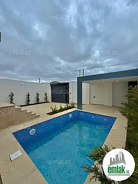 Satılır 4 otaqlı mənzil 150 m²