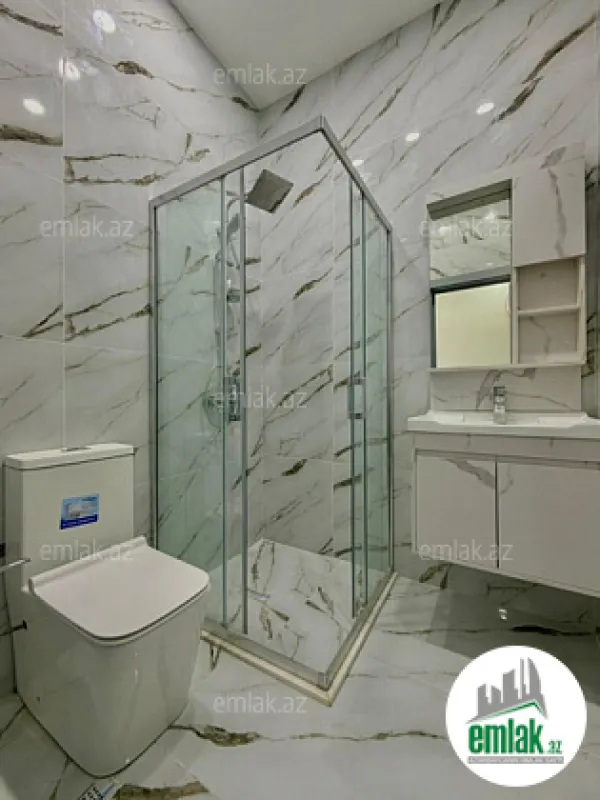 Satılır 4 otaqlı mənzil 150 m²