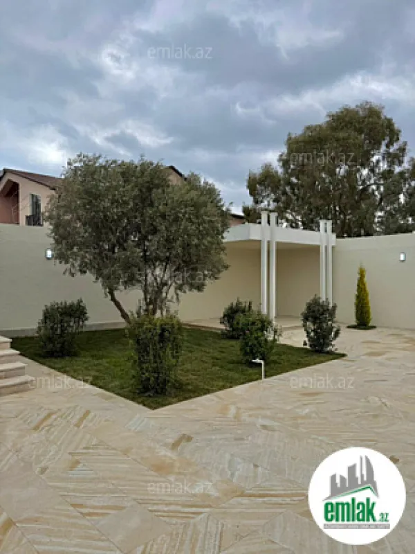 Satılır 4 otaqlı mənzil 160 m²