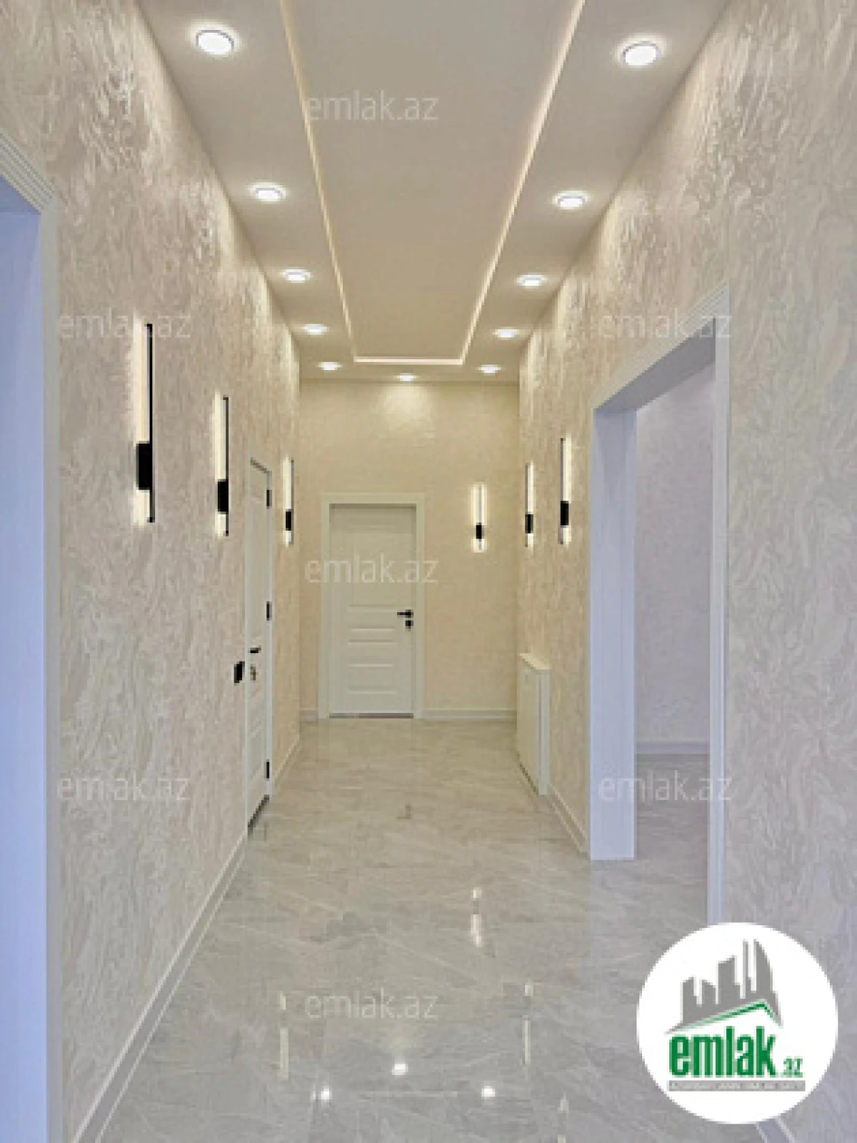 Satılır 4 otaqlı mənzil 160 m²